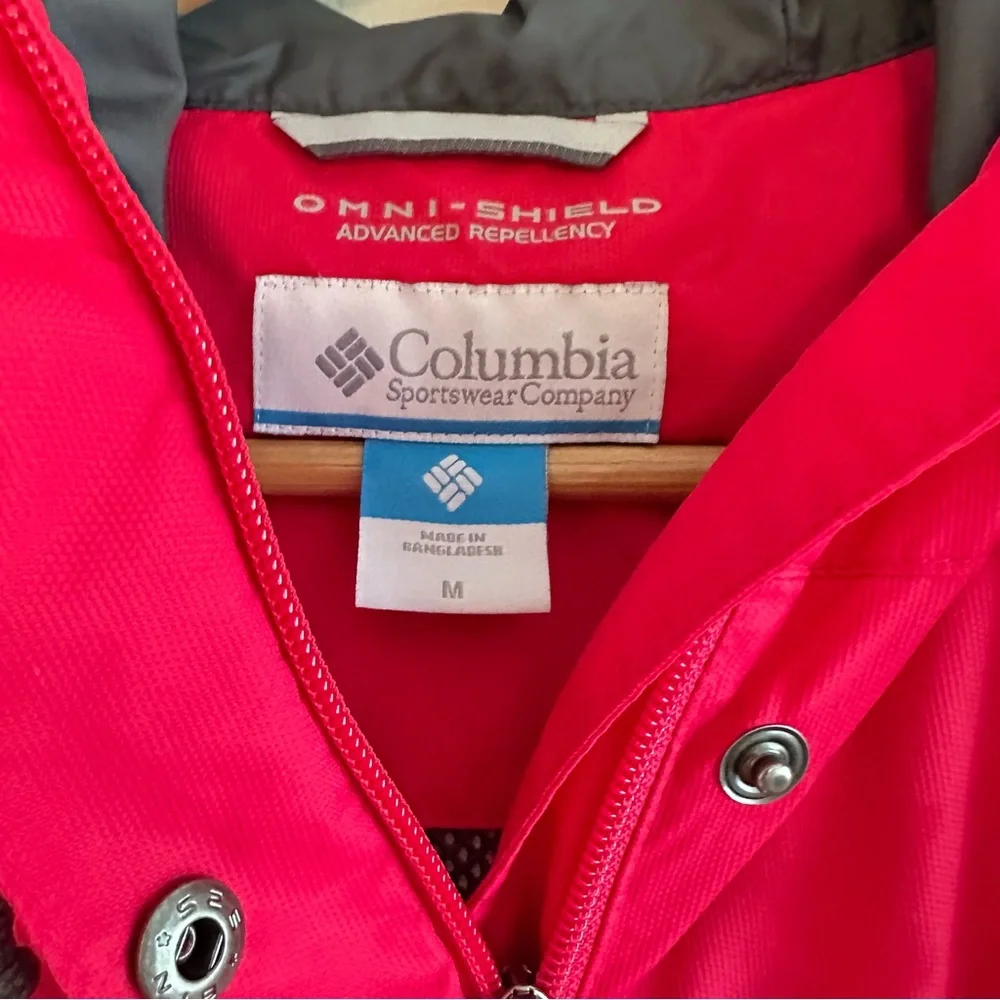 Columbia, Omni-Shield Rain Jacket with Hood and Tie, Pink, Women's Size Medium - Picture 2 of 16